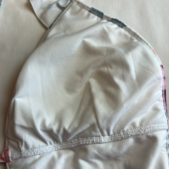 NWT’S Cupshe one piece Floral, Ruffle Pink, White and Orange SZ XL - Picture 8 of 9